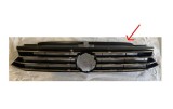 Grila radiator, masca fata Vw Passat (B8), 08.2014-, parte montare centrala, crom/negru, 95D305, Aftermarket -Clema Rupta, Vezi Poze