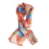 Esarfa vaporoasa cu imprimeu floral in tonuri pastel