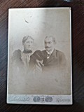 Fotografie de familie, pe carton, sfarsit de secol XIX