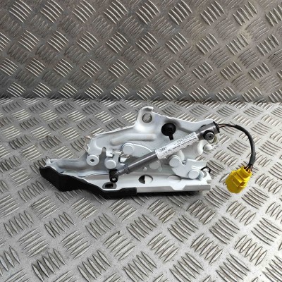 Balama capota dreapta față AUDI A6 C8 Avant 4A5 2024 OEM: 4K0823302A 31301984 foto