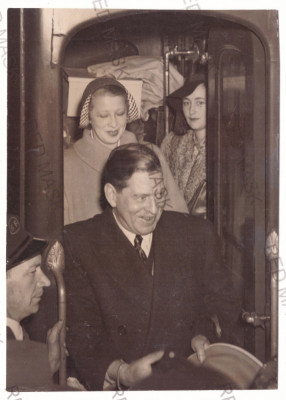 3779 - King CAROL II &amp;amp; Elena LUPESCU, London (17/12 cm) - old Press Photo foto