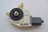 Motor macara geam ușă dreapta față MERCEDES-BENZ E W212 2015 OEM: A2129066702 2017342