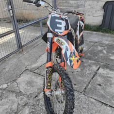 Motocicletă Cross