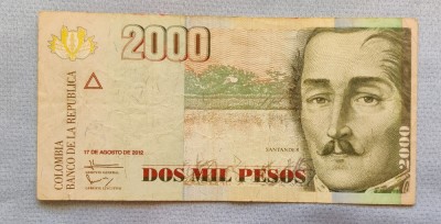 Columbia - 2000 Pesos (2012) foto