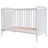 Cumpara ieftin Patut copii din lemn Hubners Karly 120x60 cm alb