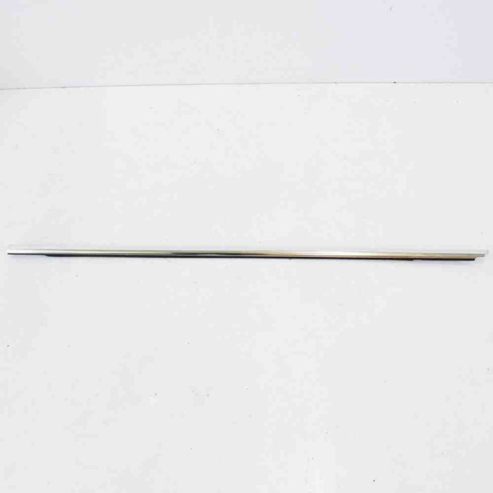 Chedar geam ușă st&acirc;nga față VW PASSAT Variant B7 365 2011 OEM: 3C4837475D