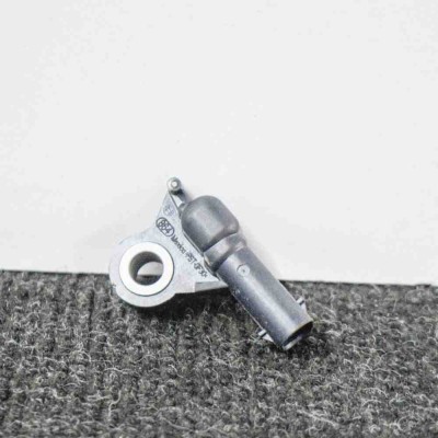 Senzor de impact st&amp;acirc;nga spate TESLA MODEL 3 2018 OEM: 1036761-00-A | 11208209 foto