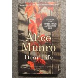 Alice Munro - Dear Life
