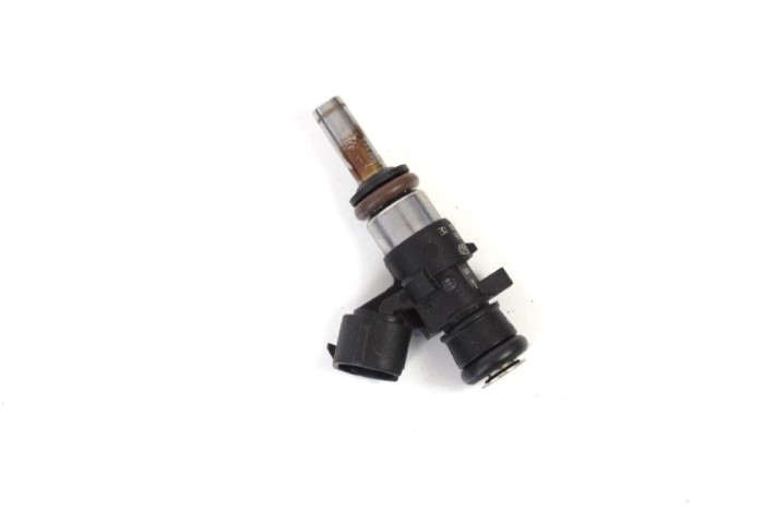 Injector de combustibil VW PASSAT B8 3G2 2018 OEM: 06k906401 | 11546643
