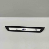 Ornament Prag Dreapta Față BMW Seria 5 G30 (2017-2024) OEM 8061056 Original
