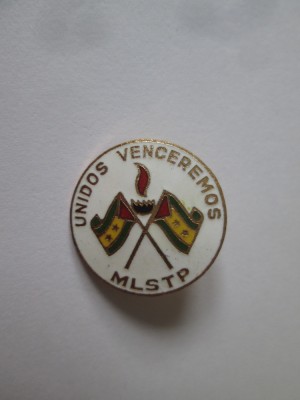Insigna Sao Tome e Principe anii 70:Miscarea de Eliberare Nationala 1960-1978 foto