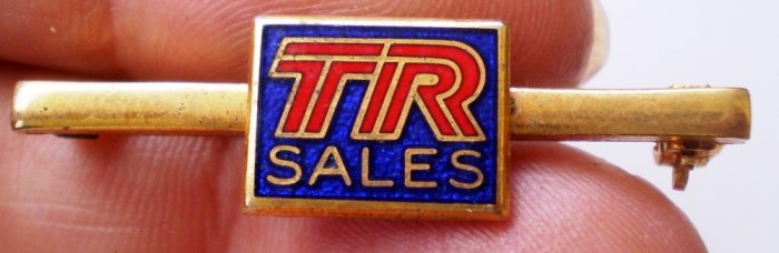 I.483 INSIGNA BROSA TR SALES L36mm email