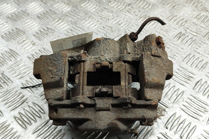 Etrier de fr&acirc;nă dreapta spate LAND ROVER DEFENDER L315 1998 OEM: LR005952 27289787