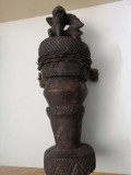 Totem african vintage cu 3 figurine