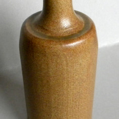 Sticla Max Kruger de 700 ml confectionata din gresie, stanta ceramist MKM, 1960