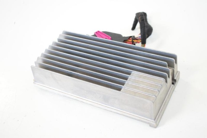 Amplificator de sunet AUDI A5 8T3 2009 OEM: 8T0035223S,8T0035223B 3857548