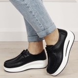 Sneakersi negri perforati din piele naturala 5129 M4