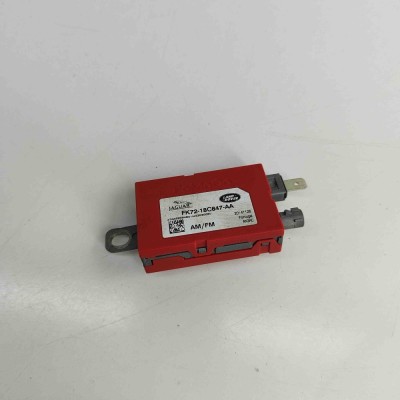Amplificator de antena JAGUAR XE X760 2015 OEM: FK72-18C847-AA foto