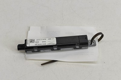 Amplificator de antena ASTON MARTIN DB11 2022 OEM: ED33-18C847-BA 25938995 foto