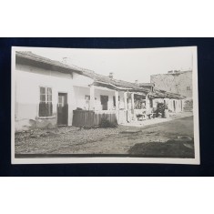 CASE IN ORAS DE PROVINCIE , FOTOGRAFIE TIP CARTE POSTALA , MONOCROMA, NECIRCULATA , PERIOADA INTERBELICA