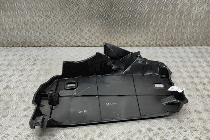 Scut motor st&acirc;nga spate LEXUS UX _AA1_, _AH1_, _MA1_ 2020 OEM: 57628-76030 27853964