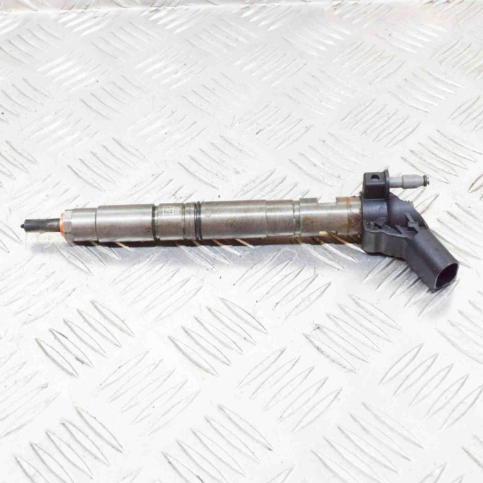 Injector de combustibil PORSCHE CAYENNE 92A 2017 OEM: 0445117,057130 11534215