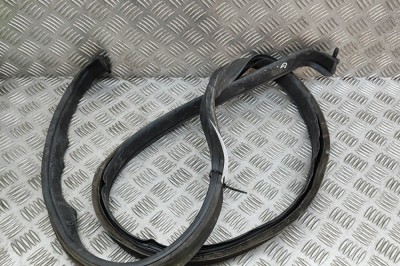 Garnitura de cauciuc haion AUDI A4 Cabrio 8H7, B6, 8HE, B7 2009 OEM: 8H0825397 28328424 foto