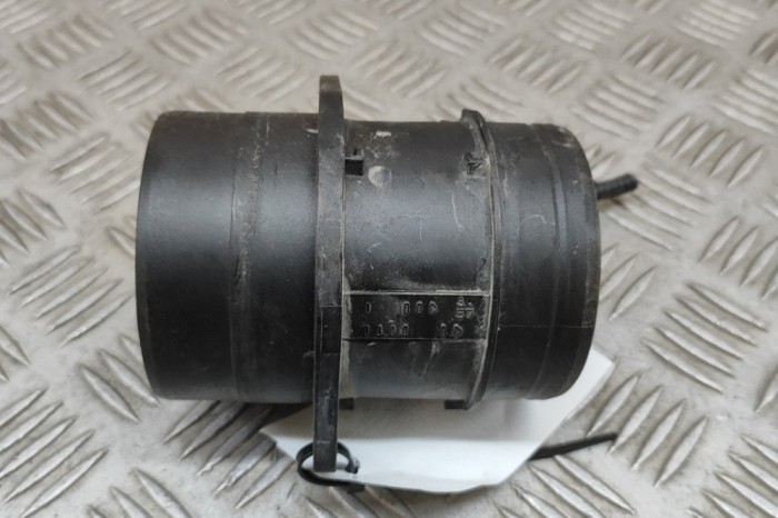 Debitmetru de aer VW CADDY V SBB, SBJ 2022 OEM: 05L906461B,A2C10259200,A2C10259300 29440875