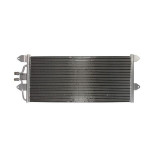 Cumpara ieftin Radiator clima VW TRANSPORTER IV bus 70XB 70XC 7DB 7DW 7DK AVA Quality Cooling VW5145