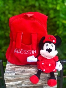 Ghiozdan plus Minnie personalizat si prosop gradinita personalizat |  Okazii.ro