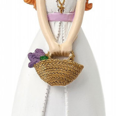 Figurina pentru tort, Fetita cu cos de flori - CA NOU
