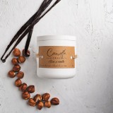 Cumpara ieftin Set lumanare parfumata Alune si vanilie, suport lumanare, accesoriu elegant pentru stins lumanarea si foarfeca de taiat fitil lumanare