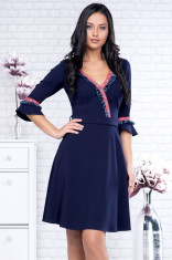 Rochie cu motive traditionale Aurelia foto