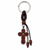 Cumpara ieftin Breloc crestin maro-argintiu 9.5 cm, cruce ortodoxa 4 cm cu gravura fata-verso, snur impletit cu margele, inel metalic 2.9 cm, accesoriu pentru chei