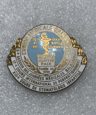 Insigna L&amp;#039;Union medicale Balkanique 1987 Cluj Napoca foto
