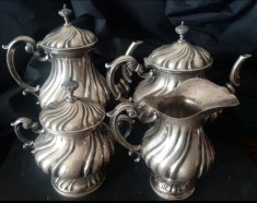 Serviciu de ceai / cafea din argint masiv