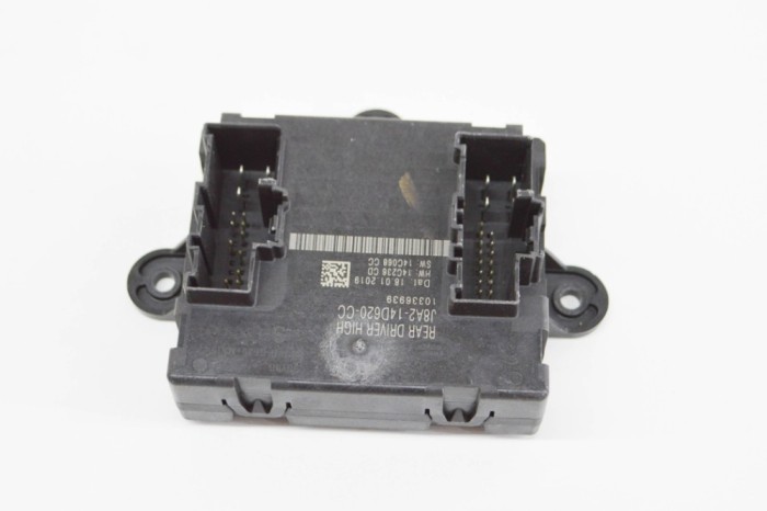 Modul de control ușă st&acirc;nga spate JAGUAR I-PACE X590 2019 OEM: J8A2-14D620-CC,10336939 17776035