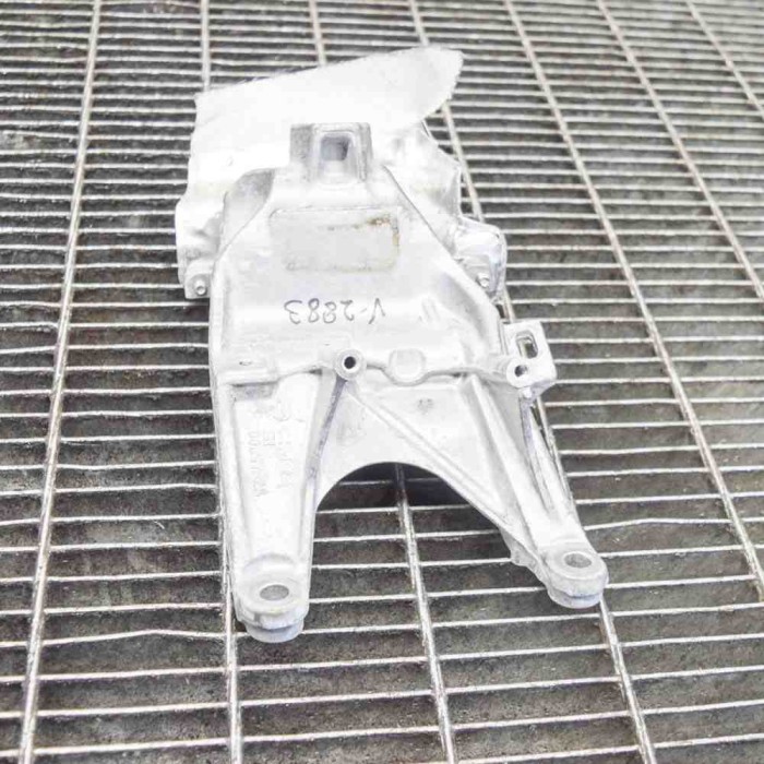 Suport motor dreapta AUDI A4 8W2, B9 2018 OEM: 4M0199308AD 12083702