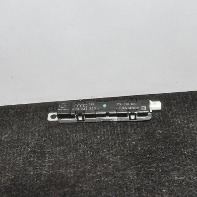 Amplificator de antena AUDI Q5 8R 2013 OEM: 8R0035225J 2789499 foto