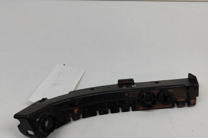 Suport bara de protecție st&acirc;nga spate LAND ROVER RANGE ROVER VELAR L560 2018 OEM: J8A2-17A882-AE 23054690