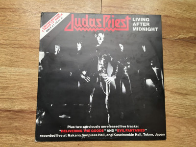 JUDAS PRIEST - LIVING AFTER MIDNIGHT (3 TRACKURI, 1980,CBS,UK) vinil vinyl foto