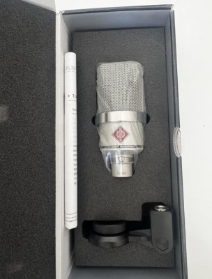 Microfon Newman TLM 102 foto