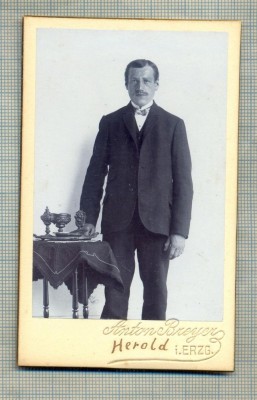 AB FOTO CABINET 62 - BARBAT IN TINUTA DE EPOCA - ,,ANTON BREYER&amp;quot; -HEROLD- I.ERZG foto
