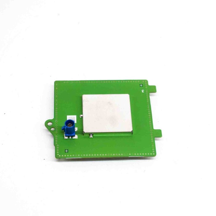 Antena TESLA MODEL 3 2022 OEM: 1079734-00-C 20410864