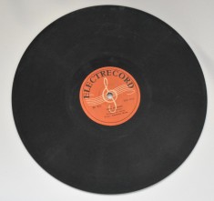 Dunarea albastra (Johann Strauss) dirijor Sile Dinicu / Viata de artist - dirijor Constantin B&icirc;rsan - disc ebonita patefon/gramofon Electrecord