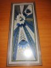 Tablou vertical cusut brodat broderie inramata lucrat manual floral nuante albastru datat 1965 rama cu protectie
