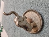 Cumpara ieftin Elefant argintat cu farfurie