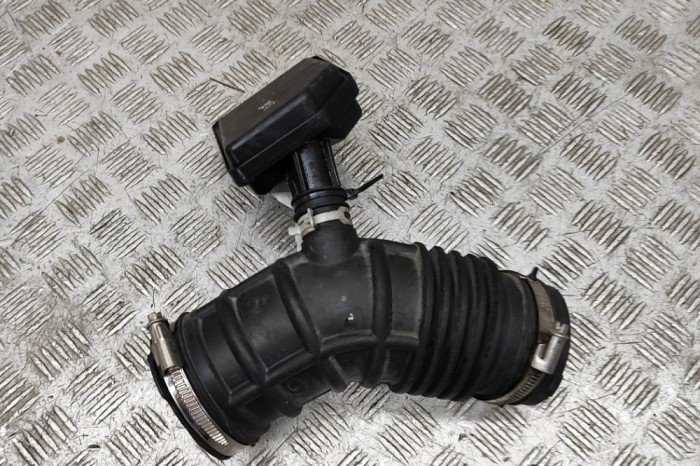 Furtun de admisie aer NISSAN QASHQAI II J11, J11_ 2015 OEM: 16576-4EB0A 25851367