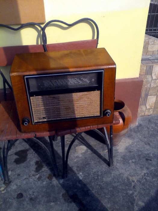 Aparat de Radio pe lampi Telefunken-Super 975 WK an 1939