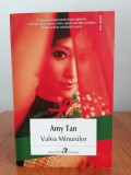 Amy Tan, Valea Minunilor